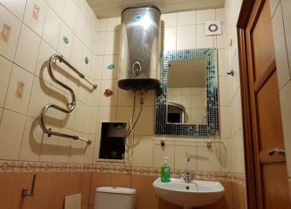 Продам 2-ком. квартиру, 60.1 м2, Санкт-Петербург, Варшавская улица, 19к2, метро Электросила