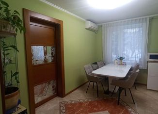 Продаю 3-комнатную квартиру, 59.4 м2, Москва, Чертановская улица, 34к1, метро Пражская