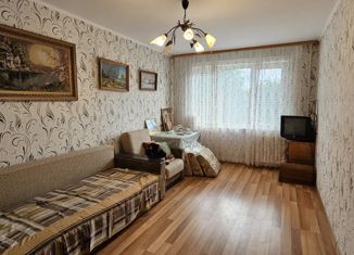 Продается 3-ком. квартира, 61 м2, Оренбургская область, Советская улица, 123