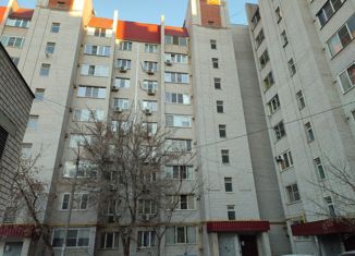 Продаю трехкомнатную квартиру, 62.4 м2, Астрахань, улица Джона Рида, 39к2