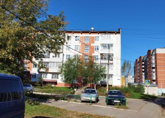 Продается 3-ком. квартира, 58.9 м2, Пермский край, улица Декабристов, 32