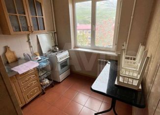 Продам 2-комнатную квартиру, 44.4 м2, поселок Верхний Фиагдон, улица Ю. Дзтиева, 12