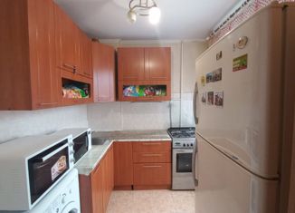 Продам трехкомнатную квартиру, 58 м2, Москва, улица Лавочкина, 44к2, улица Лавочкина