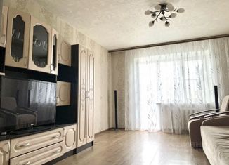 Трехкомнатная квартира на продажу, 61.4 м2, посёлок городского типа Ставрово, Юбилейная улица, 11
