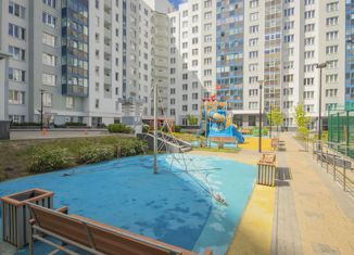 Продам 3-ком. квартиру, 78 м2, Свердловская область, улица Куйбышева, 21