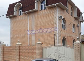Продаю дом, 455 м2, Ейск, Колхозная улица