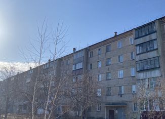 Продаю 2-ком. квартиру, 49.6 м2, Копейск, Севастопольская улица, 29