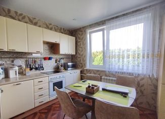 Продам 3-комнатную квартиру, 75 м2, Москва, Голубинская улица, 32/2, метро Новоясеневская