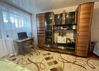 Продам однокомнатную квартиру, 27 м2, Губкин, проспект Горняков, 2