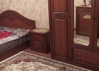 Продаю 2-ком. квартиру, 43 м2, город Кизилюрт, улица Гамзата Цадаса, 76