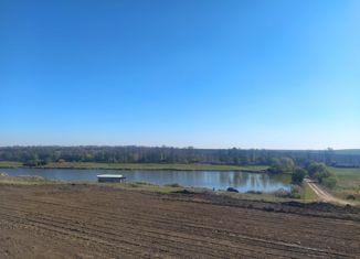 Продаю земельный участок, 4000 сот., поселок Надежда, Октябрьская улица, 22