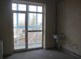 Продам 3-ком. квартиру, 76.1 м2, Коммунар, улица Куралёва, 13