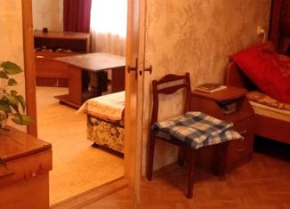 Продаю 3-комнатную квартиру, 57 м2, поселок Светлый, Садовая улица, 4