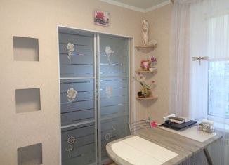 Продажа четырехкомнатной квартиры, 63.8 м2, Отрадный, улица Победы, 5к2