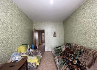 Продам 3-ком. квартиру, 62 м2, Черемхово, улица Шевченко, 37