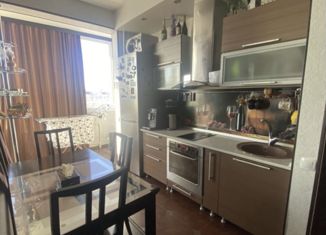 Продам 2-ком. квартиру, 47 м2, Петропавловск-Камчатский, улица Ларина, 22/7, микрорайон Северо-Восток