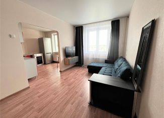 Продаю 1-комнатную квартиру, 32.2 м2, посёлок Западный, улица имени Генерала Костицына, 1