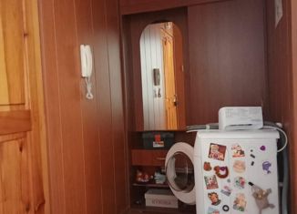 Продаю 1-ком. квартиру, 31 м2, Берёзовский, улица Вахрушева, 3