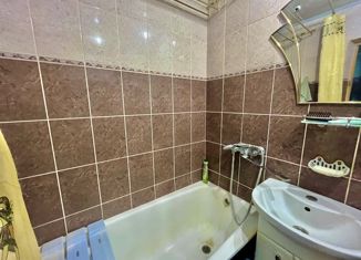 Продам однокомнатную квартиру, 33 м2, Струнино, улица Дзержинского, 3