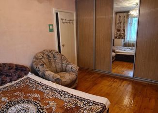 Продаю 2-комнатную квартиру, 47 м2, Екатеринбург, Коммунистическая улица, 123, Коммунистическая улица