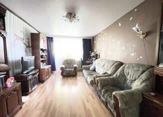 Продается 3-комнатная квартира, 59 м2, Брянск, улица Димитрова, 33, Володарский район