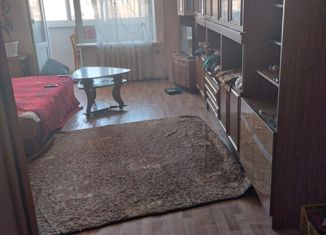 Продаю 3-ком. квартиру, 62 м2, Челябинск, улица Масленникова, 13, Ленинский район