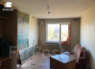 Продается 2-комнатная квартира, 47.5 м2, село Хороль, улица Городок-5, 12