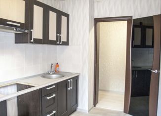 Сдам 2-ком. квартиру, 45 м2, Волжский, улица 40 лет Победы, 69