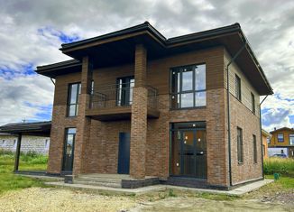 Продаю дом, 180 м2, деревня Низино