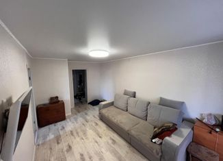 Продаю 3-комнатную квартиру, 52.2 м2, Бугульма, улица Николая Баумана, 12