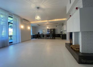 Продается таунхаус, 360 м2, Красногорск, Новоархангельская улица, 8/1