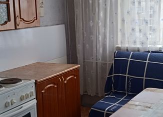 Продаю однокомнатную квартиру, 32 м2, Тольятти, улица Фрунзе, 27, Автозаводский район