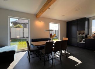 Продаю дом, 234 м2, территория ДНП Земляничная Поляна, Изящный переулок, 1