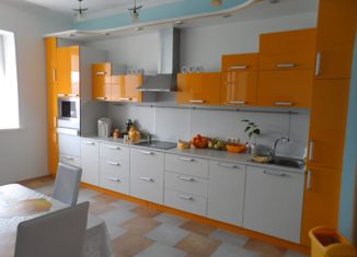 Продаю 4-ком. квартиру, 158.8 м2, Находка, Спортивная улица, 18А