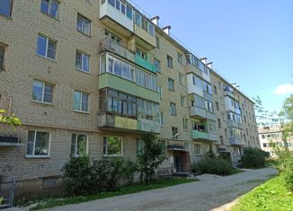 Продается 2-ком. квартира, 60.9 м2, Грязовец, Привокзальная улица, 19