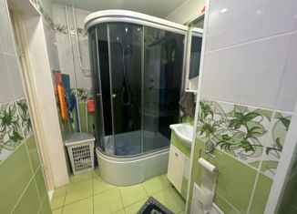 Продам 2-ком. квартиру, 48 м2, Кунгур, улица Челюскинцев, 11