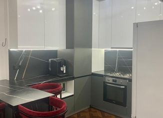 Продается 3-комнатная квартира, 78.8 м2, село Троицкое, Школьный бульвар, 1