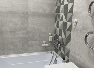 Продам квартиру студию, 30 м2, Шелехов, микрорайон Центральный, 8