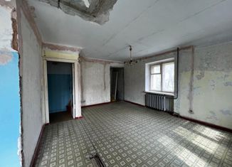 Продаю 1-ком. квартиру, 32.6 м2, Асбест, Уральская улица, 64