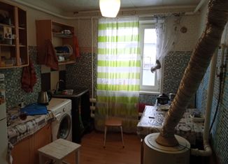 Продам 2-комнатную квартиру, 53 м2, поселок Октябрьский, улица Свердлова, 40/1