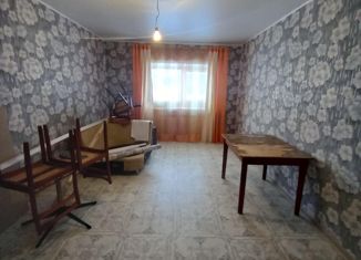 Продаю 3-комнатную квартиру, 60 м2, село Михайловка, Центральная улица, 12