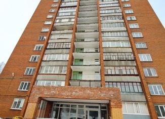 Продается 2-ком. квартира, 52.3 м2, Глазов, Советская улица, 39