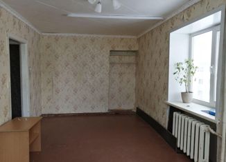 Однокомнатная квартира на продажу, 30.8 м2, Полевской, улица Челюскинцев, 10