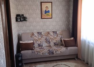 Продам трехкомнатную квартиру, 52.6 м2, поселок городского типа Благовещенка, Чапаевский переулок, 76