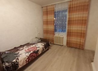 3-комнатная квартира на продажу, 57 м2, Мурманск, проспект Героев-Североморцев, 81