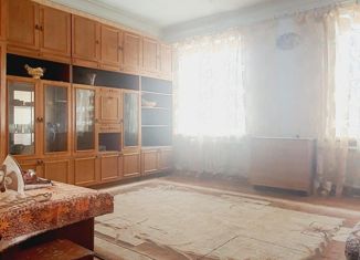 Продам трехкомнатную квартиру, 71.2 м2, Арсеньев, Октябрьская улица, 47