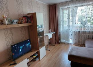 Продается двухкомнатная квартира, 45 м2, поселок городского типа Нарышкино, Садовая улица, 2А