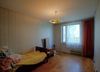 Продаю 3-ком. квартиру, 63 м2, Москва, Байкальская улица, 30к2, ВАО