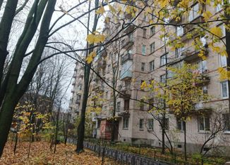 Продам 2-ком. квартиру, 44.5 м2, Санкт-Петербург, улица Карбышева, 8, улица Карбышева