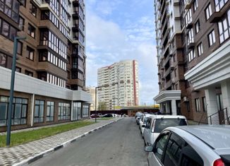 2-комнатная квартира на продажу, 63 м2, Краснодарский край, улица Омелькова, 93